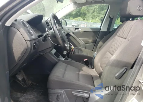 2009 Volkswagen Tiguan S из США, поврежденный, VIN WVGAV75N39W003838